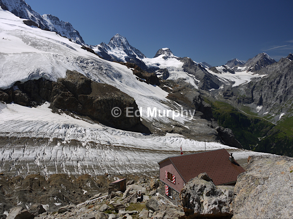The Rottal Hut above the Rottal Glacier
