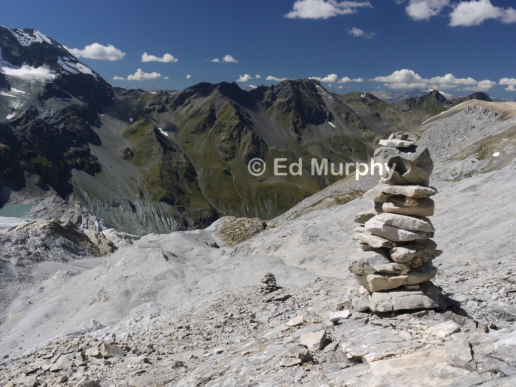 Cairns on the moraine of the Brunegg Glacier