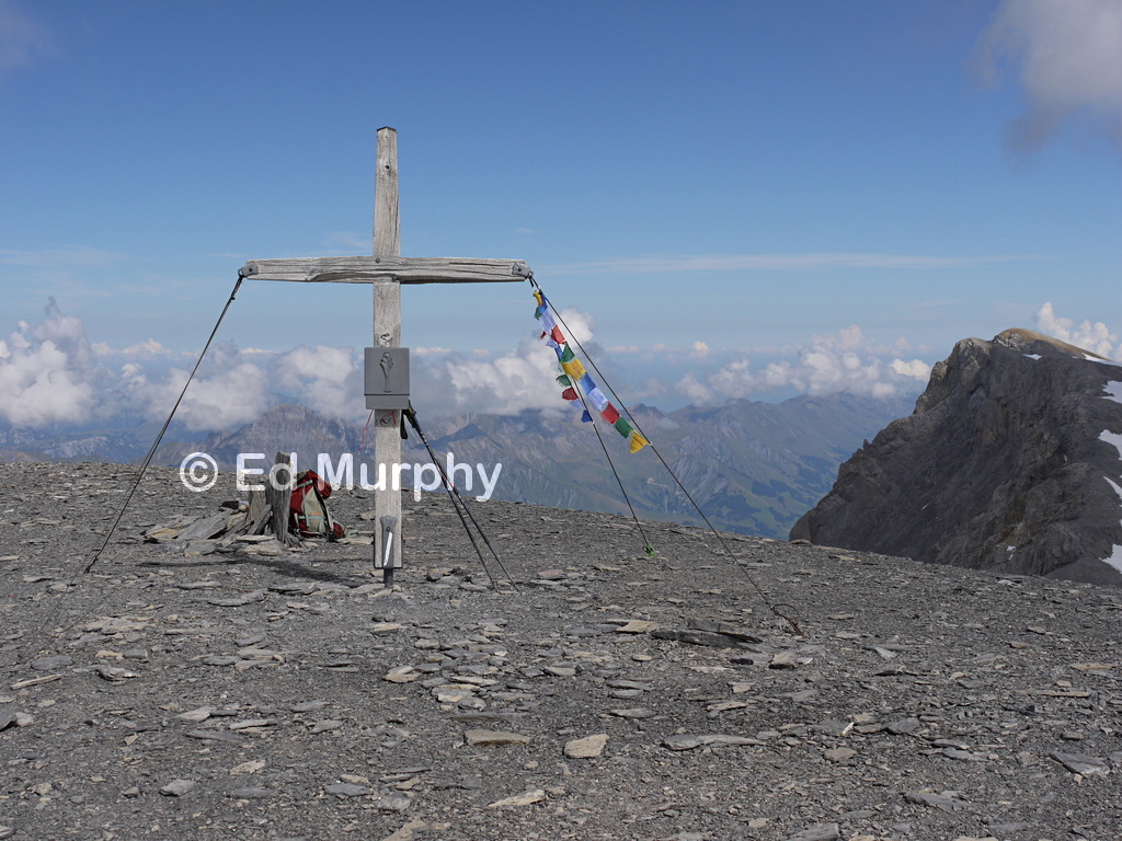 The summit cross on the Wildstrubel