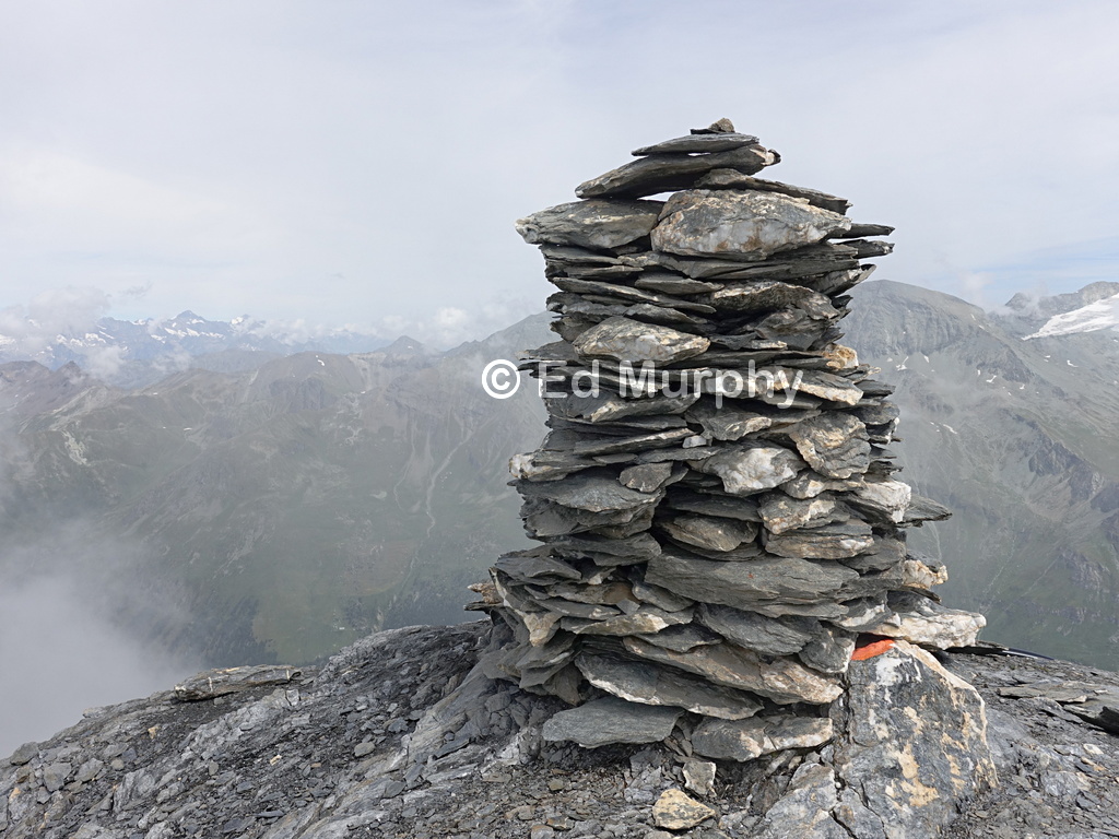 The Garde de Bordon's summit cairn