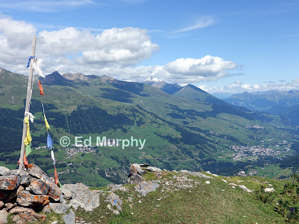 Crap Putèr's gentle summit above the Lower Engadine